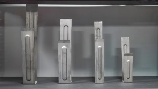 GAMBE SERBATOIO DI ESPANSIONE – SERBATOIO VERTICALE 10 BAR